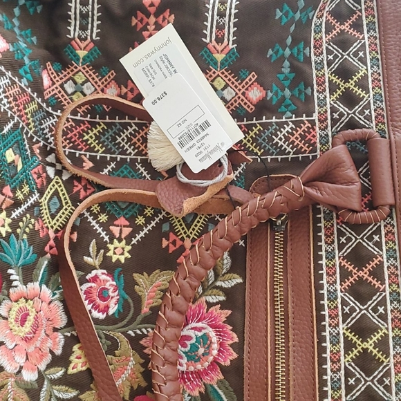 Johnny Was
CHANDRA OVERNIGHT TOTE - Picture 7 of 8